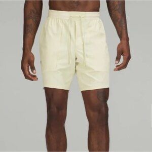 Lululemon License to Train Linerless Short 7" Dewy Pale Yellow Size XL